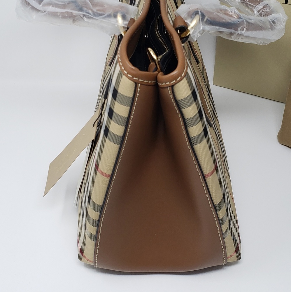 Burberry Horseferry Satchel Bag NWT - Picture 3 of 8